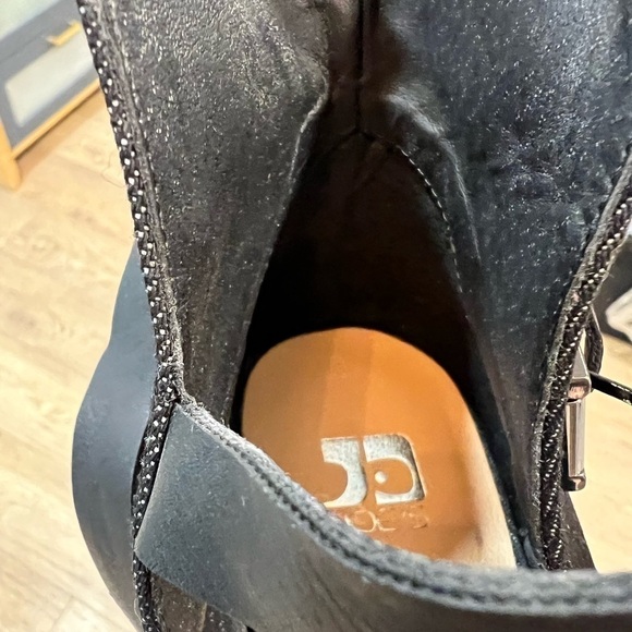 Joe’s Marcy Gray Denim High Back Crossed Front Heeled Sandal - Picture 15 of 16